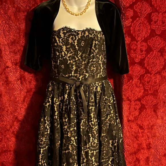 Neiman Marcus for Target dress - Picture 2 of 2